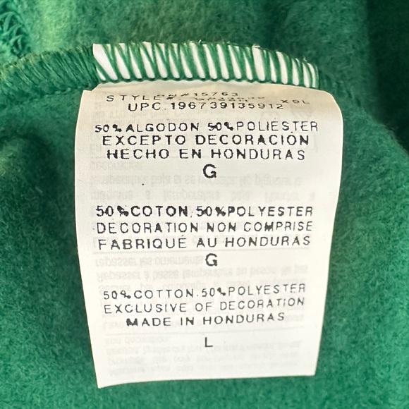 NWT -Kelly Green Sweatshirt Large Great comfy wear for anyone! - Picture 3 of 3